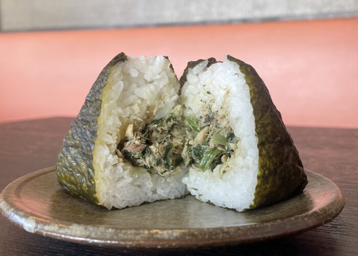 9月の季節のおにぎり「焼さばわさび菜」